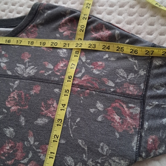 Floral Grey Women's Arizona  top size XL Corps Onesize New - Picture 5 of 5